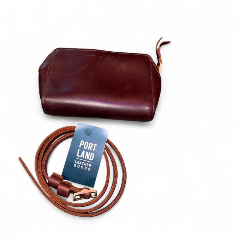 Portland Leather Goods Case/Bag w/Belt adjustable up to‎ 46" Brown/Burgundy NWT